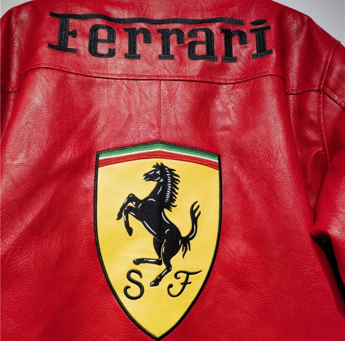 FERRARI - La Reginetta Limited Edition Jacket ©