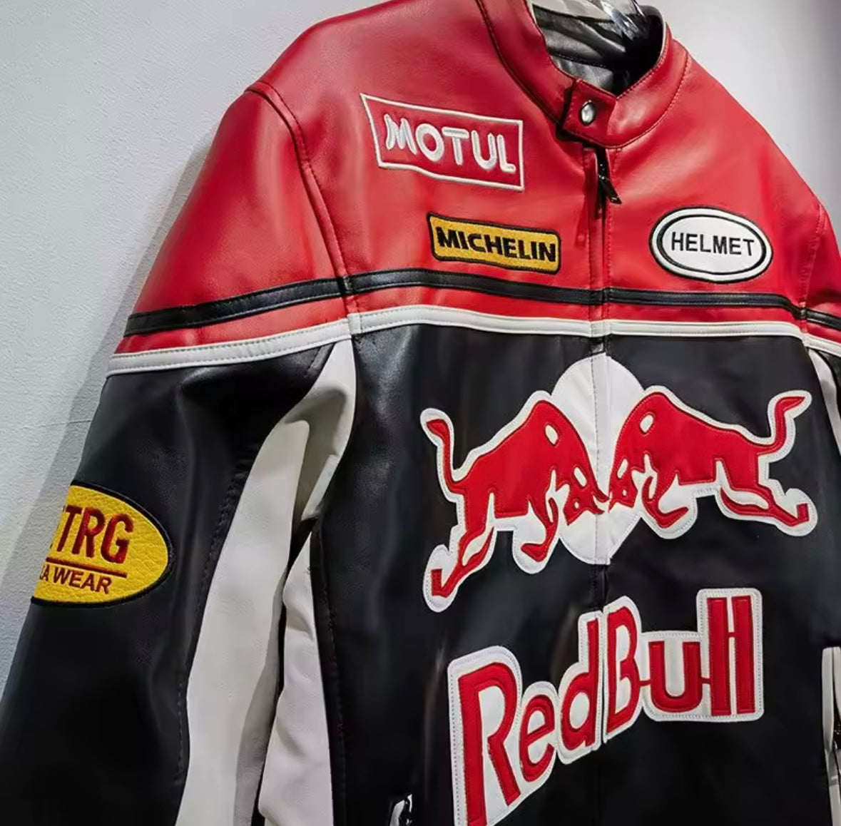 PORSCHE - Veste 911 Édition Rouge ©