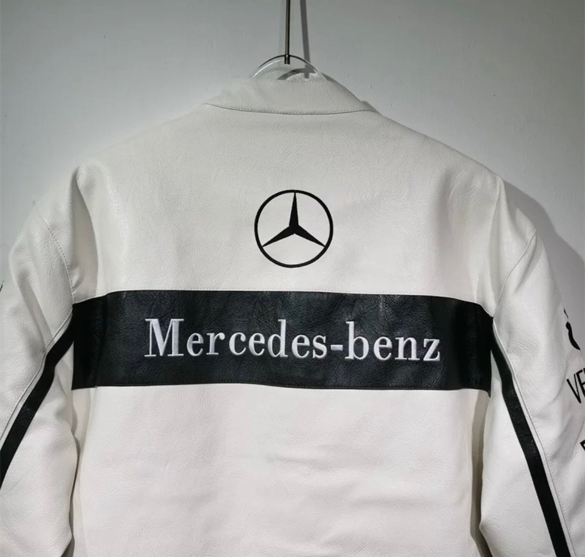 MERCEDES - La Benz Jacket ©