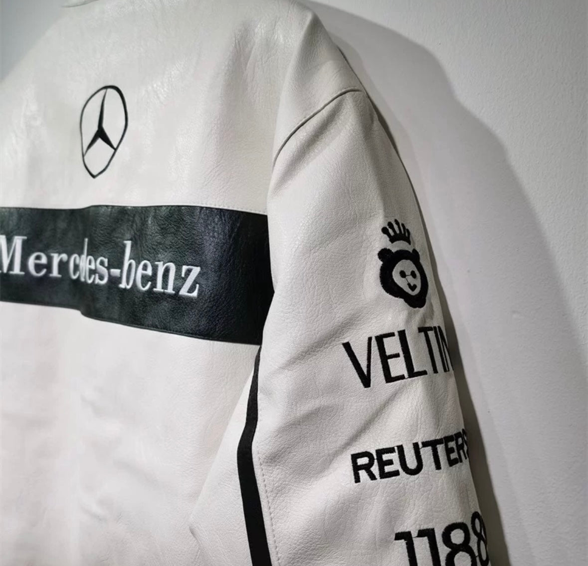 MERCEDES - La Benz Jacket ©